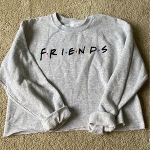 FRIENDS CROPPED SWEATSHIRT